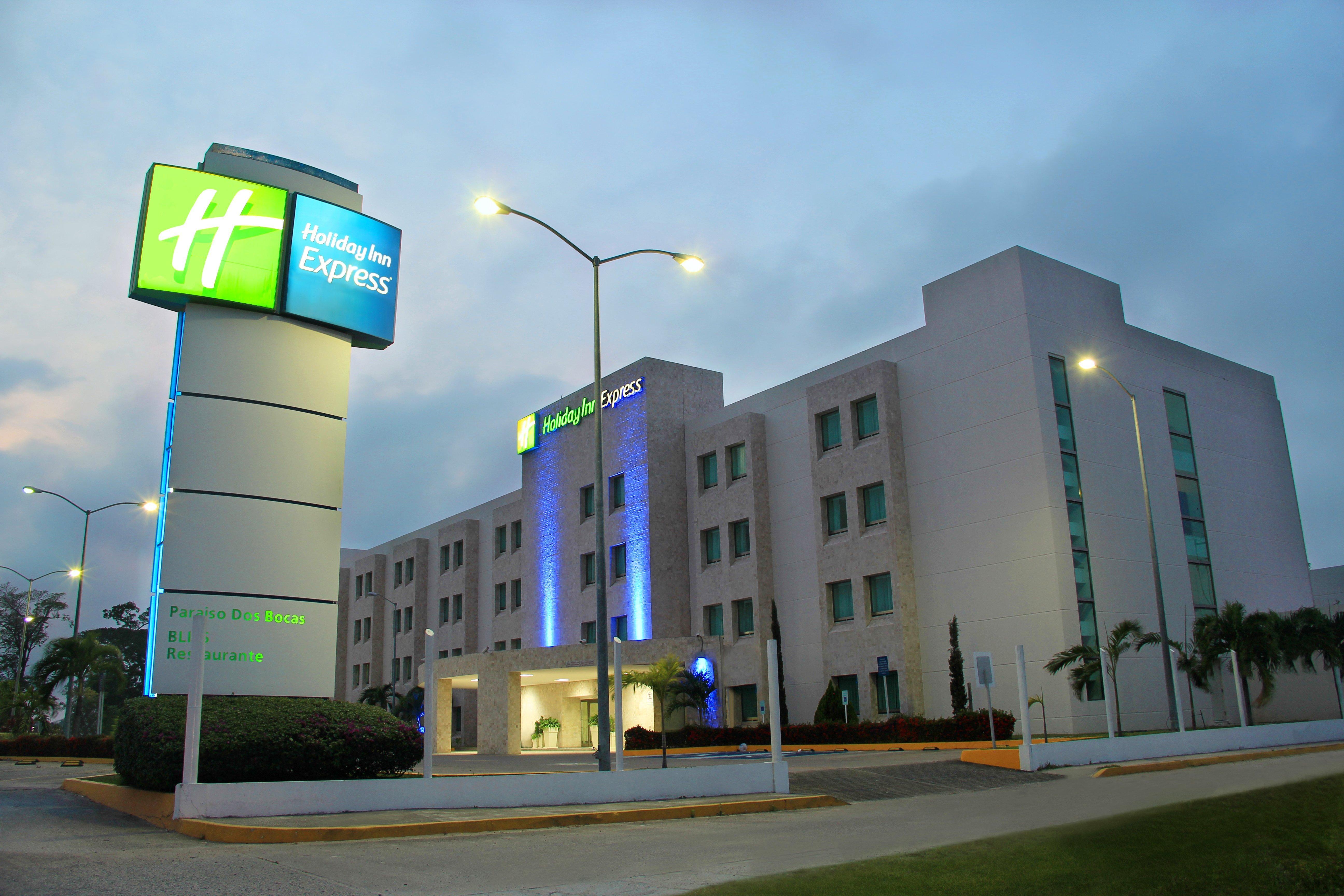 Holiday Inn Express Paraiso - Dos Bocas, An Ihg Hotel Paraíso Exterior foto