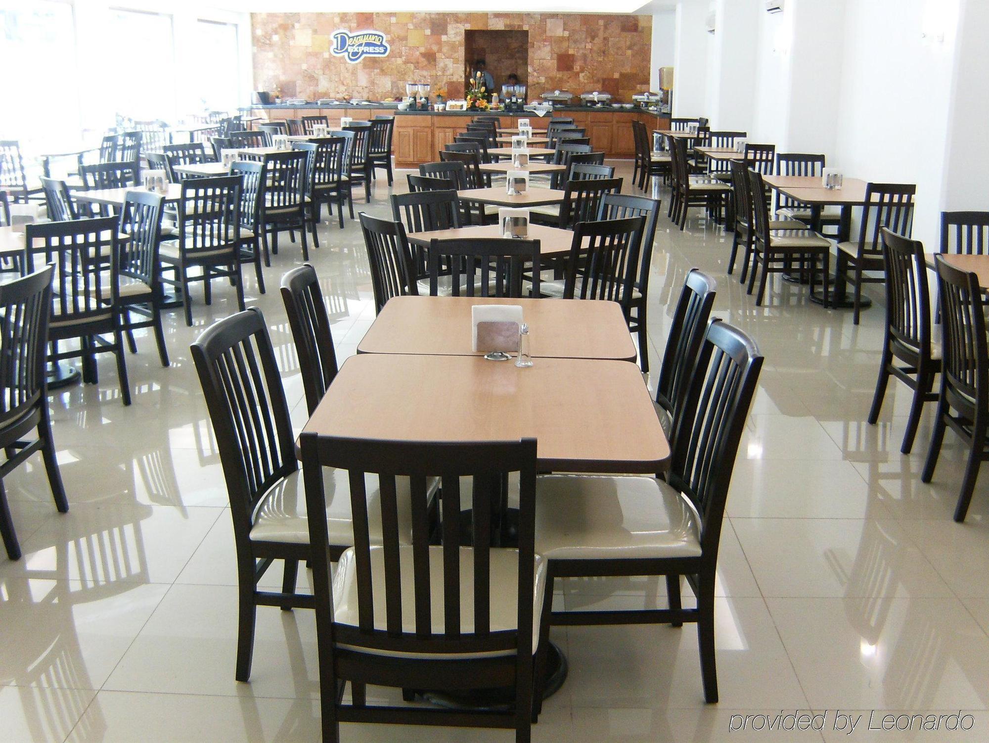 Holiday Inn Express Paraiso - Dos Bocas, An Ihg Hotel Paraíso Restaurante foto